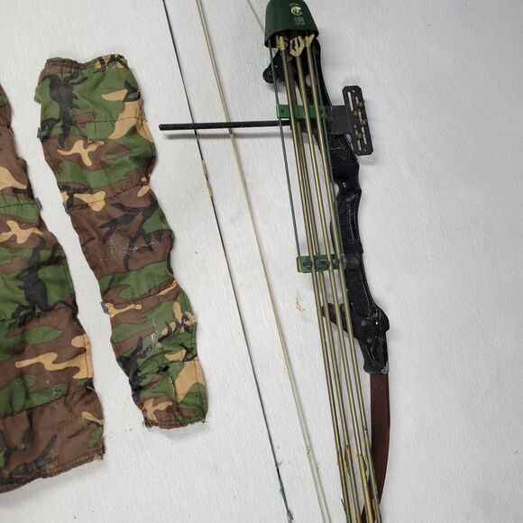 Bear Archery Compound Bow With Quiver Of Arrows Damage Read Description Hunting - Picture 5 of 16